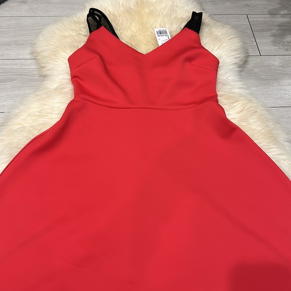 Forever 21 Scuba Dress in Coral with Back Zipper and Mesh Shoulder Straps Medium - Picture 2 of 6